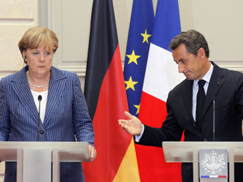 Франция и Германия толкают евро к обрыву