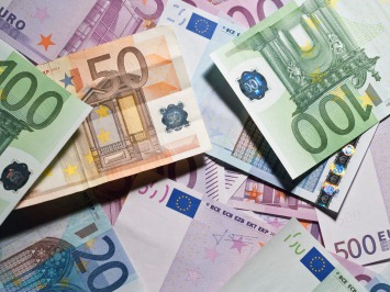 Эксперты хоронят евро