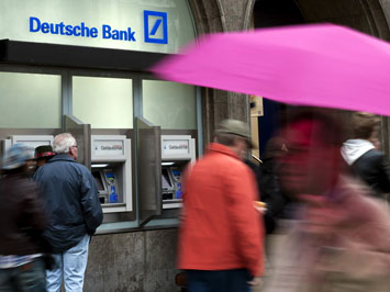 Крупнейшие банки меняют прописку